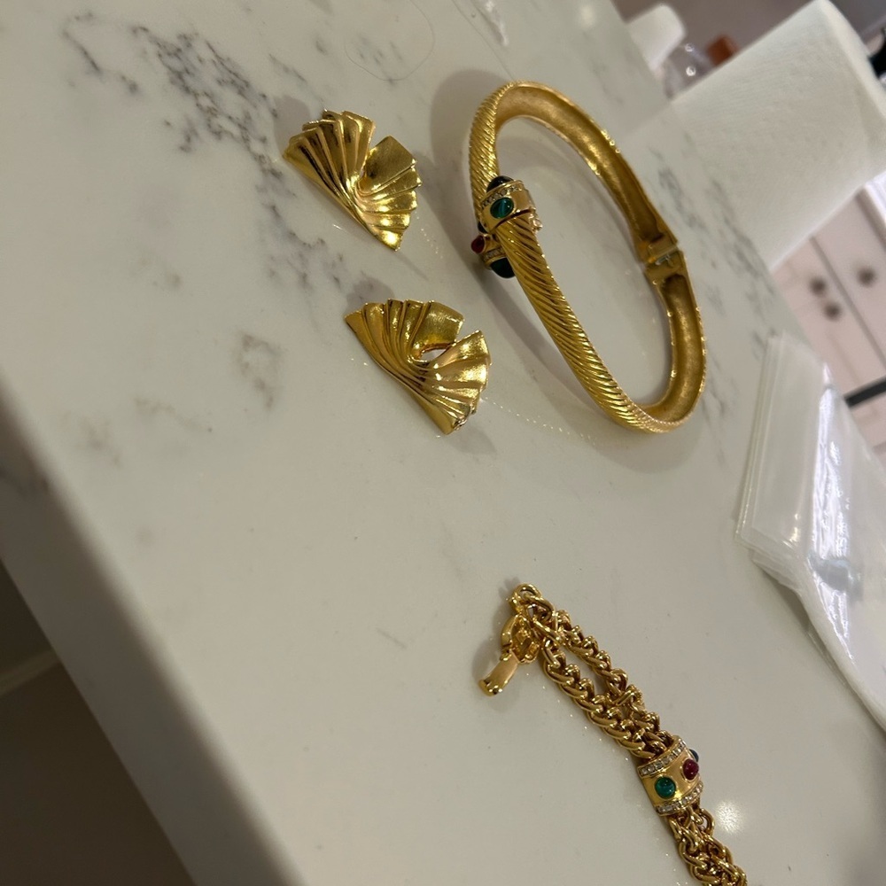 Givenchy Gold Necklace Set with Jewel Accents  2 piece bracelet and necklace - Picture 7 of 10